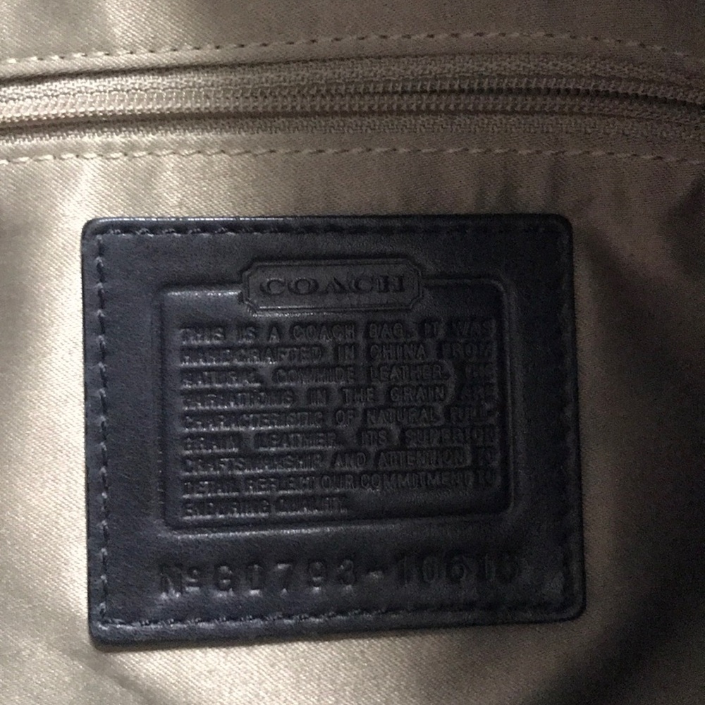Coach Bag - Picture 6 of 8